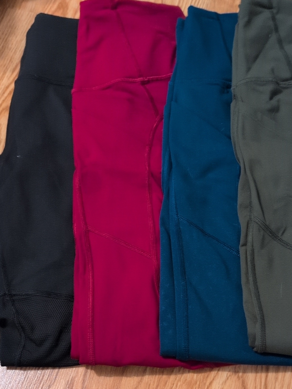EUC Lot 4 Victoria's Secret VSX Sport Leggings Blue, Red, Black, Olive Sz M